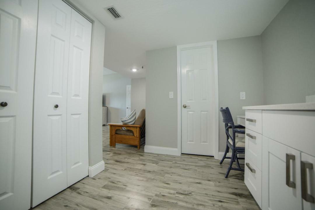 Appartamento Townhouse At San Remo Clearwater Beach Esterno foto